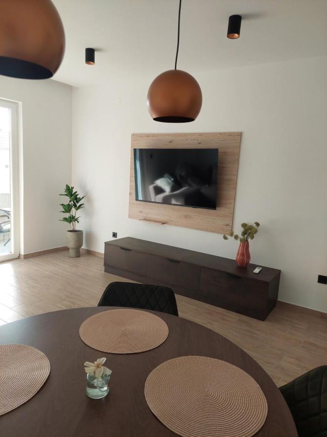 Apartmani Diana Biograd Na Moru Bagian luar foto