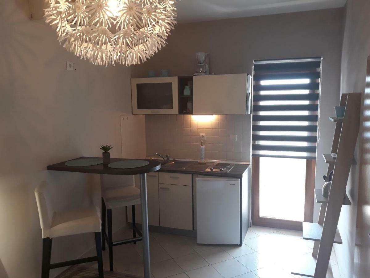 Apartmani Diana Biograd Na Moru Bagian luar foto