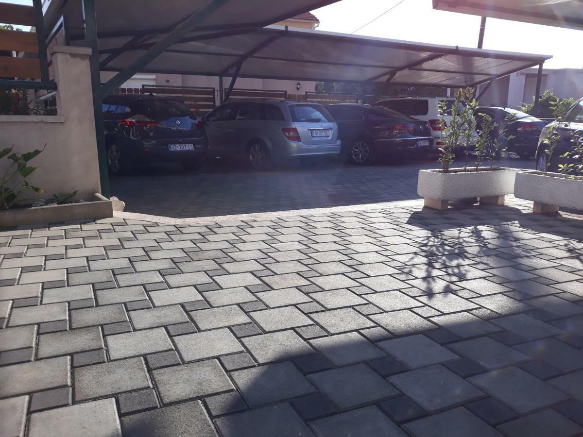 Apartmani Diana Biograd Na Moru Bagian luar foto
