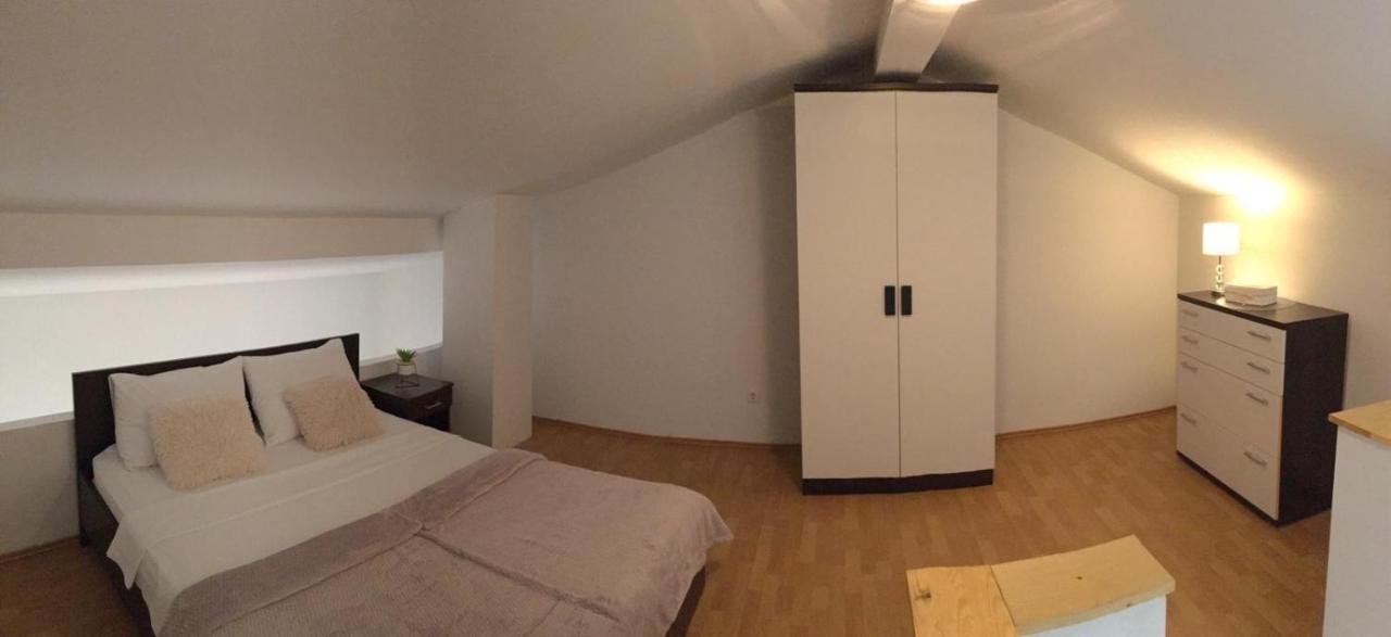 Apartmani Diana Biograd Na Moru Bagian luar foto