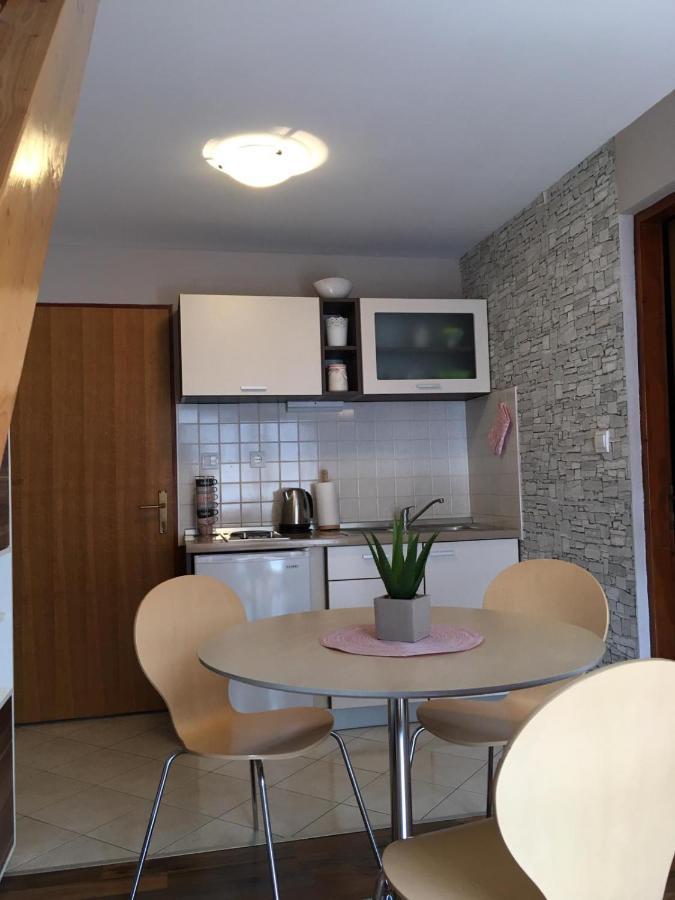Apartmani Diana Biograd Na Moru Bagian luar foto